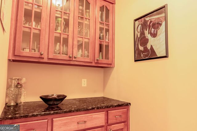 209 Suffolk Way, Mcdonough, GA 30252