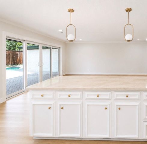 5646 Indigo Street, Houston, TX 77096