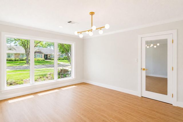 5646 Indigo Street, Houston, TX 77096