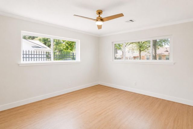 5646 Indigo Street, Houston, TX 77096
