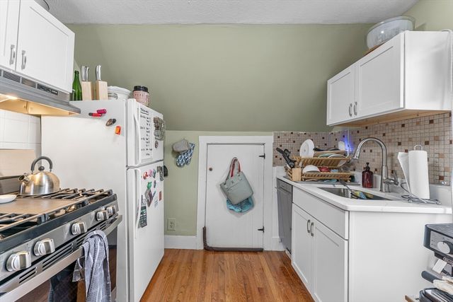 9 Dartmouth St, Somerville, MA 02145