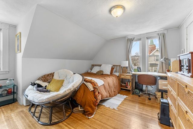 9 Dartmouth St, Somerville, MA 02145