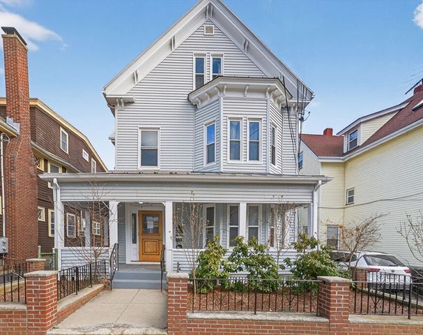 9 Dartmouth St, Somerville, MA 02145