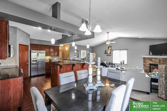 19302 G Street, Omaha, NE 68135