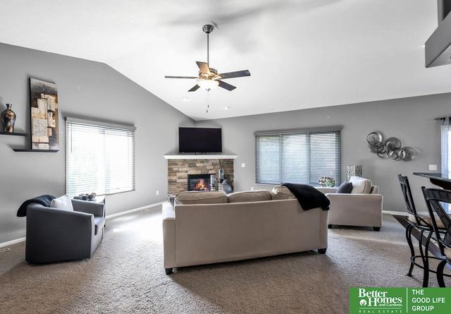 19302 G Street, Omaha, NE 68135