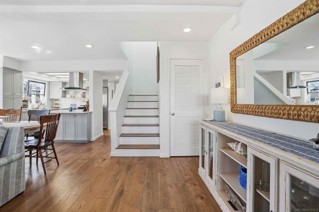 1210 7th Street, Coronado, CA 92118