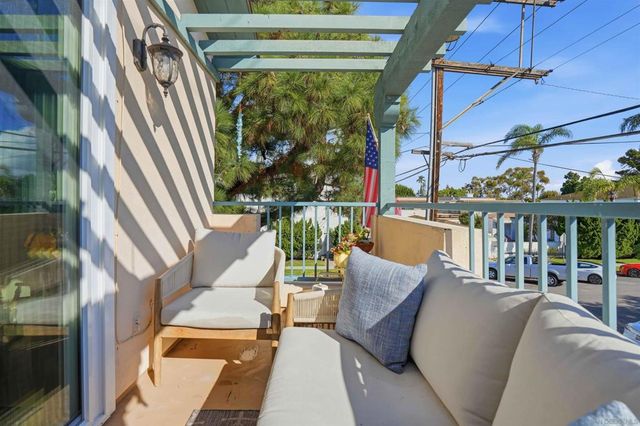 1210 7th Street, Coronado, CA 92118