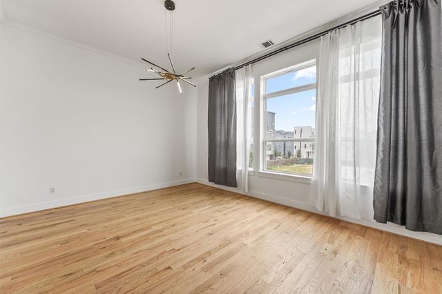 3205 Baron Street, Houston, TX 77020