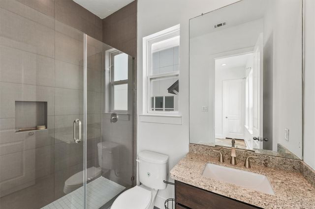 3205 Baron Street, Houston, TX 77020