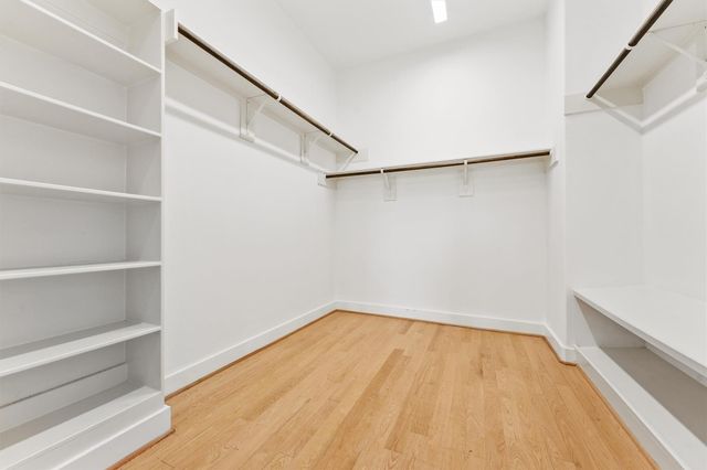 3205 Baron Street, Houston, TX 77020