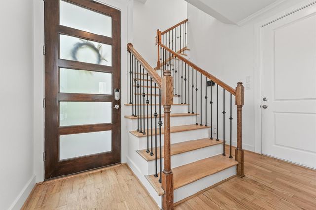 3205 Baron Street, Houston, TX 77020