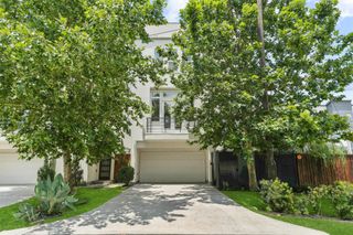 3205 Baron Street, Houston, TX 77020