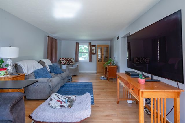 20 Cobble Hill Road, Nashua, NH 03062