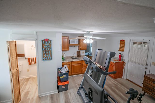20 Cobble Hill Road, Nashua, NH 03062