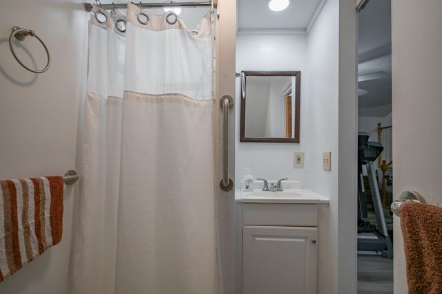 20 Cobble Hill Road, Nashua, NH 03062