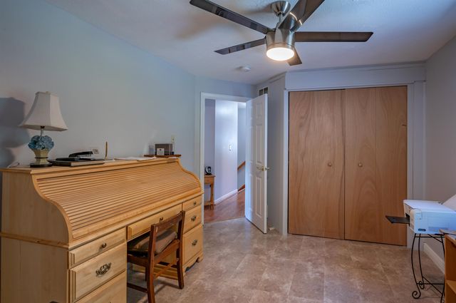 20 Cobble Hill Road, Nashua, NH 03062