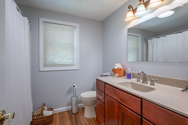 20 Cobble Hill Road, Nashua, NH 03062