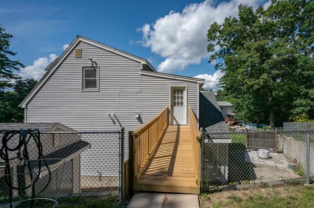 20 Cobble Hill Road, Nashua, NH 03062