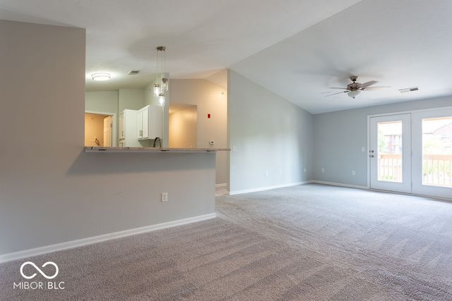 8910 Hunters Creek Drive 205, Indianapolis, IN 46227