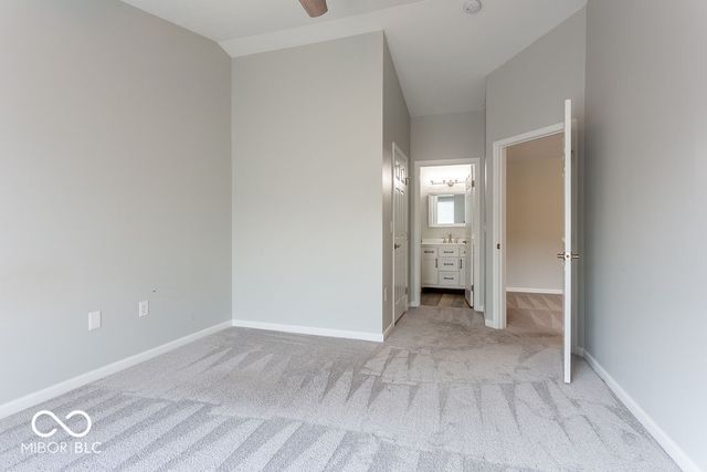 8910 Hunters Creek Drive 205, Indianapolis, IN 46227