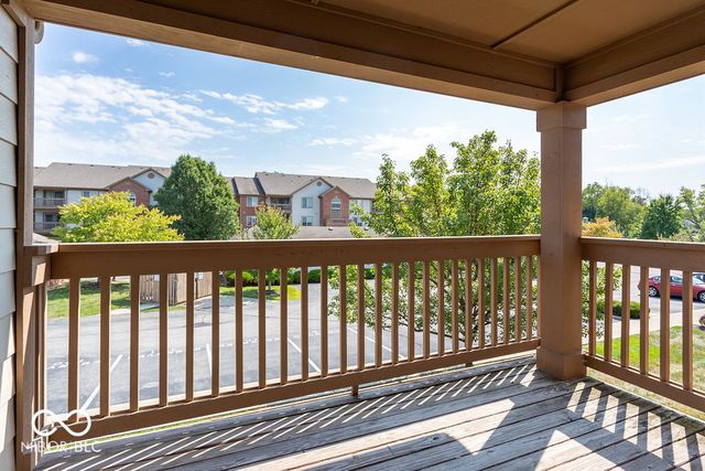 8910 Hunters Creek Drive 205, Indianapolis, IN 46227