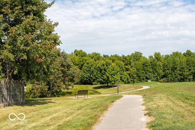 8910 Hunters Creek Drive 205, Indianapolis, IN 46227