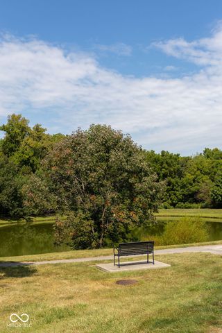 8910 Hunters Creek Drive 205, Indianapolis, IN 46227