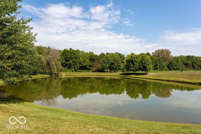 8910 Hunters Creek Drive 205, Indianapolis, IN 46227