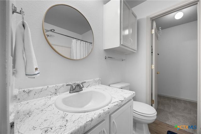 8710 Davis Oaks Trail, Austin, TX 78748