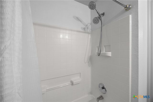 8710 Davis Oaks Trail, Austin, TX 78748