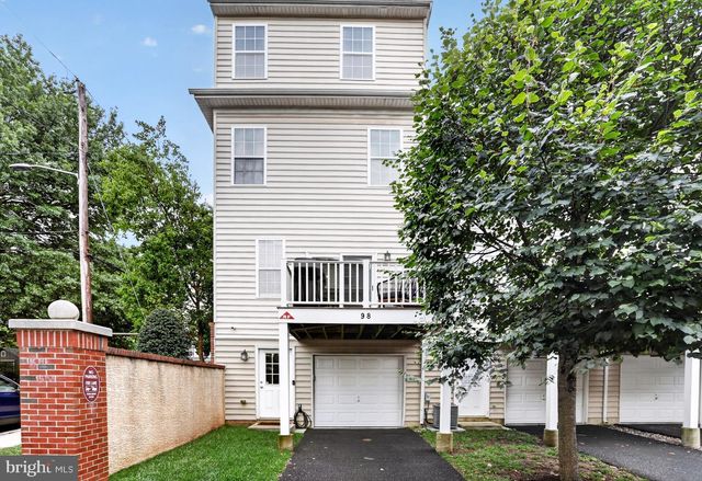 98 CANNON CT, Lansdale, PA 19446