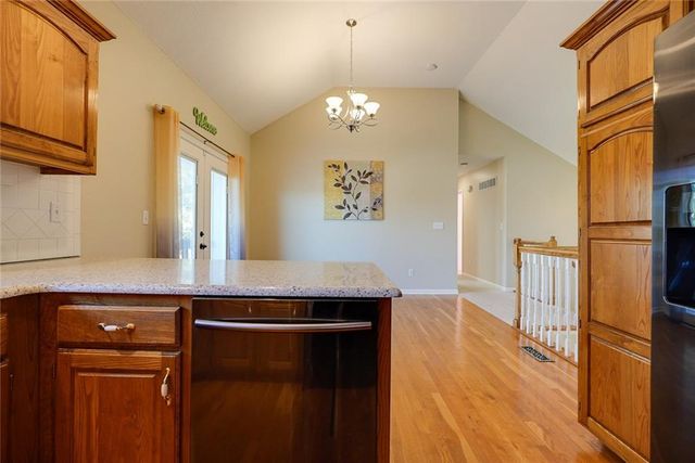 604 SW Nelson Drive, Grain Valley, MO 64029