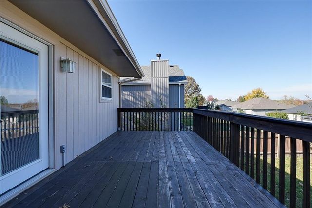 604 SW Nelson Drive, Grain Valley, MO 64029