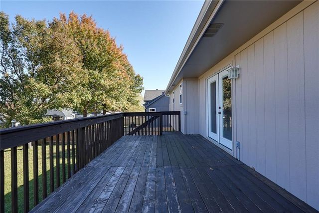 604 SW Nelson Drive, Grain Valley, MO 64029