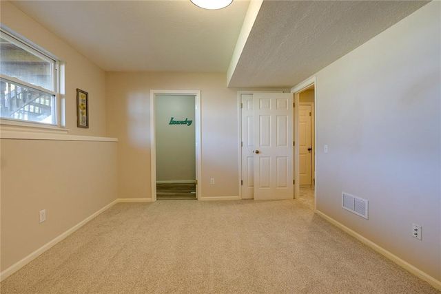 604 SW Nelson Drive, Grain Valley, MO 64029