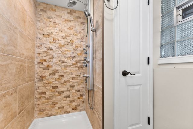 17760 Arlington Drive, Country Club Hills, IL 60478