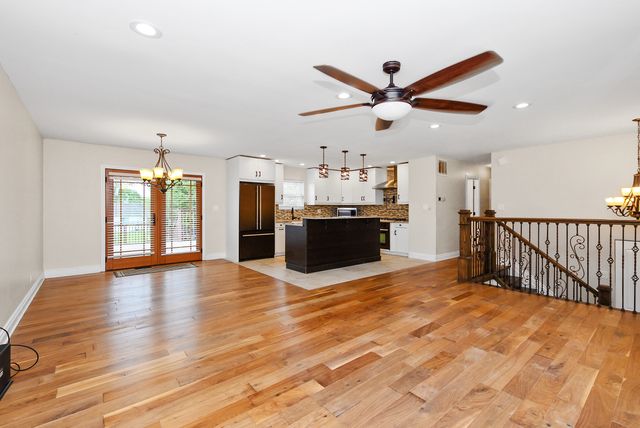 17760 Arlington Drive, Country Club Hills, IL 60478