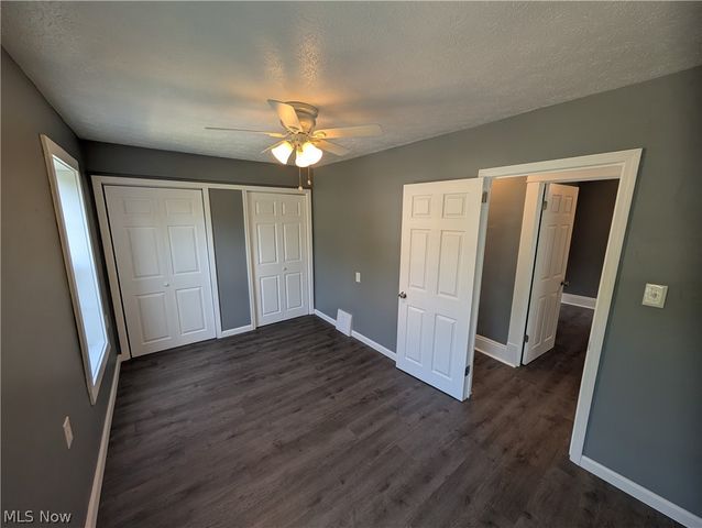 807 Woodland Avenue, Elyria, OH 44035