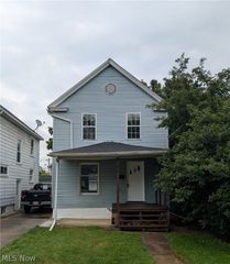 807 Woodland Avenue, Elyria, OH 44035