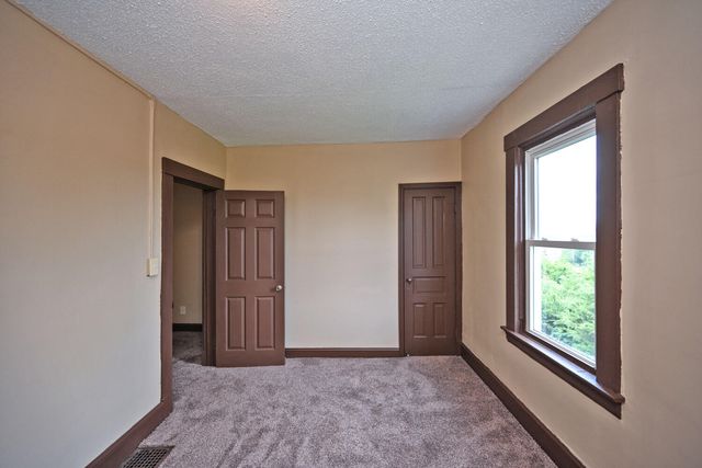221 W 13th Street, Newport, KY 41071
