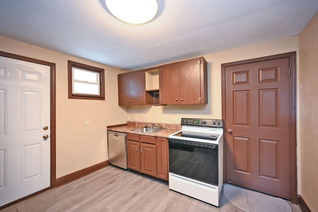 221 W 13th Street, Newport, KY 41071