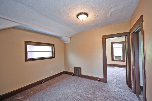 221 W 13th Street, Newport, KY 41071