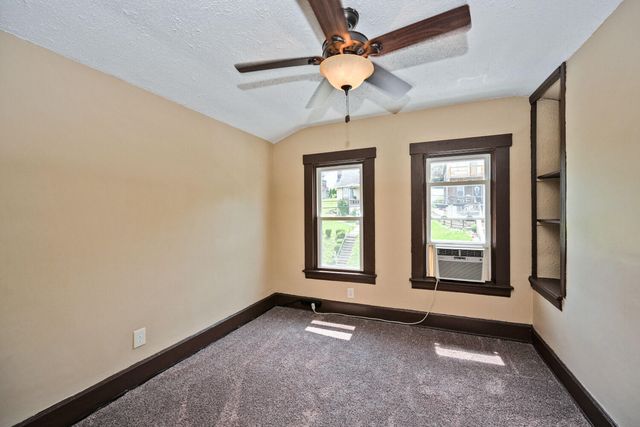 221 W 13th Street, Newport, KY 41071