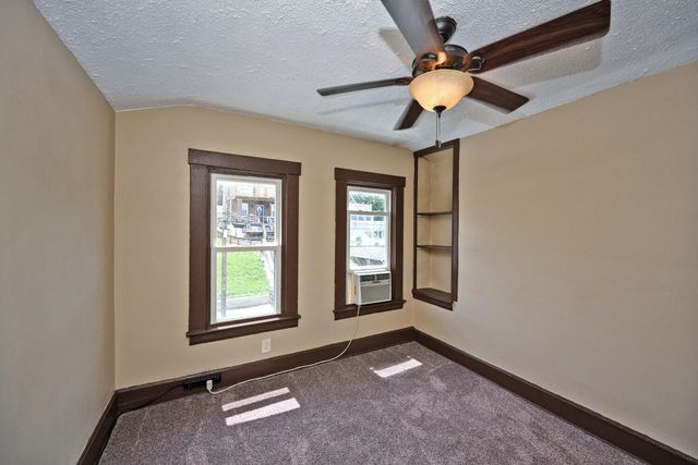221 W 13th Street, Newport, KY 41071