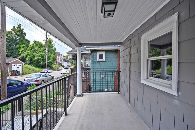 221 W 13th Street, Newport, KY 41071