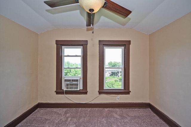 221 W 13th Street, Newport, KY 41071