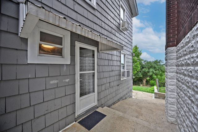 221 W 13th Street, Newport, KY 41071
