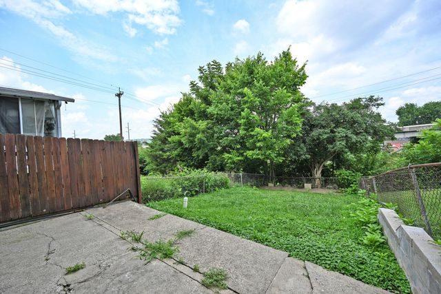 221 W 13th Street, Newport, KY 41071