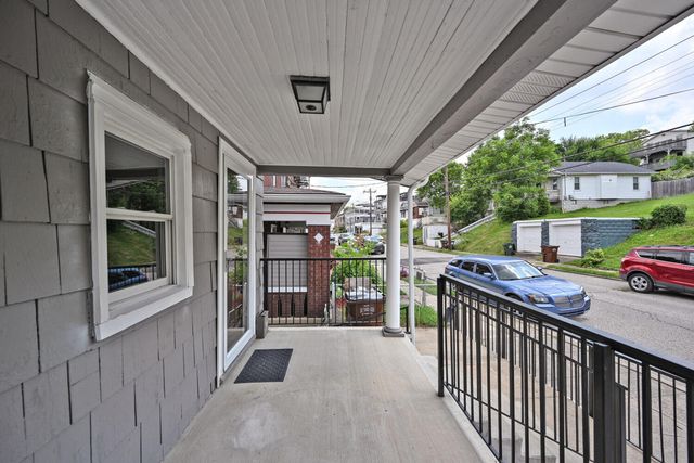 221 W 13th Street, Newport, KY 41071