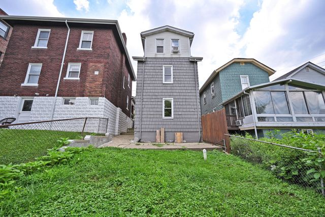 221 W 13th Street, Newport, KY 41071